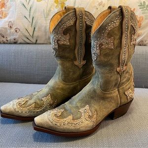 Old Gringo studded Cowboy Boots (men’s 8 1/2, fit like a women’s 11)